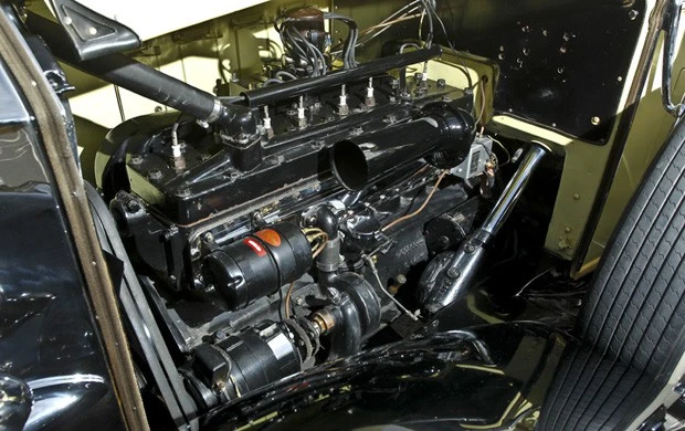1932 Pierce-Arrow - Image 16 of 16