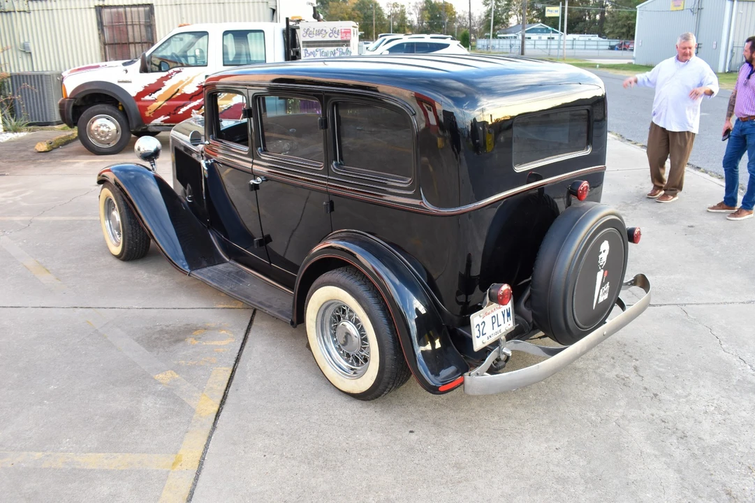 1932 Plymouth - Image 6 of 20