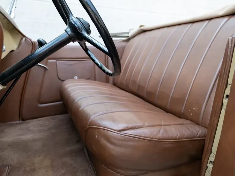 1932 Plymouth - Image 18 of 31