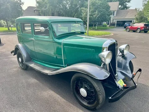 1932 Studebaker Rockne Sedan