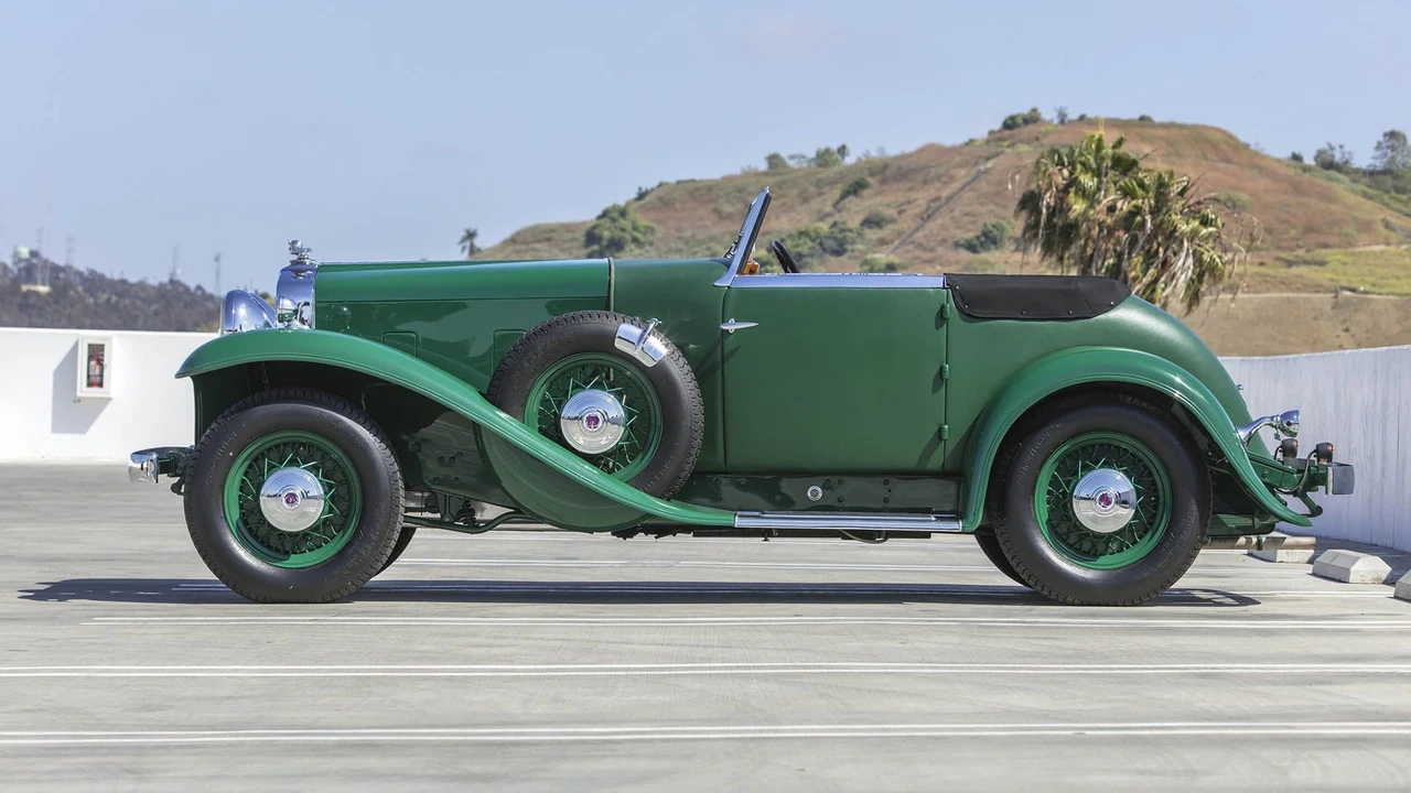 1932 Stutz Vertical Eight - Image 18 of 31