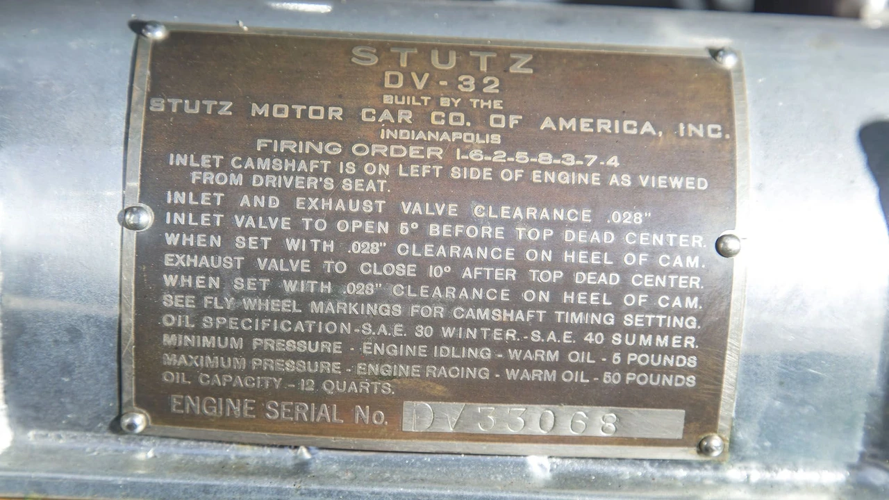 1932 Stutz Vertical Eight - Image 3 of 31