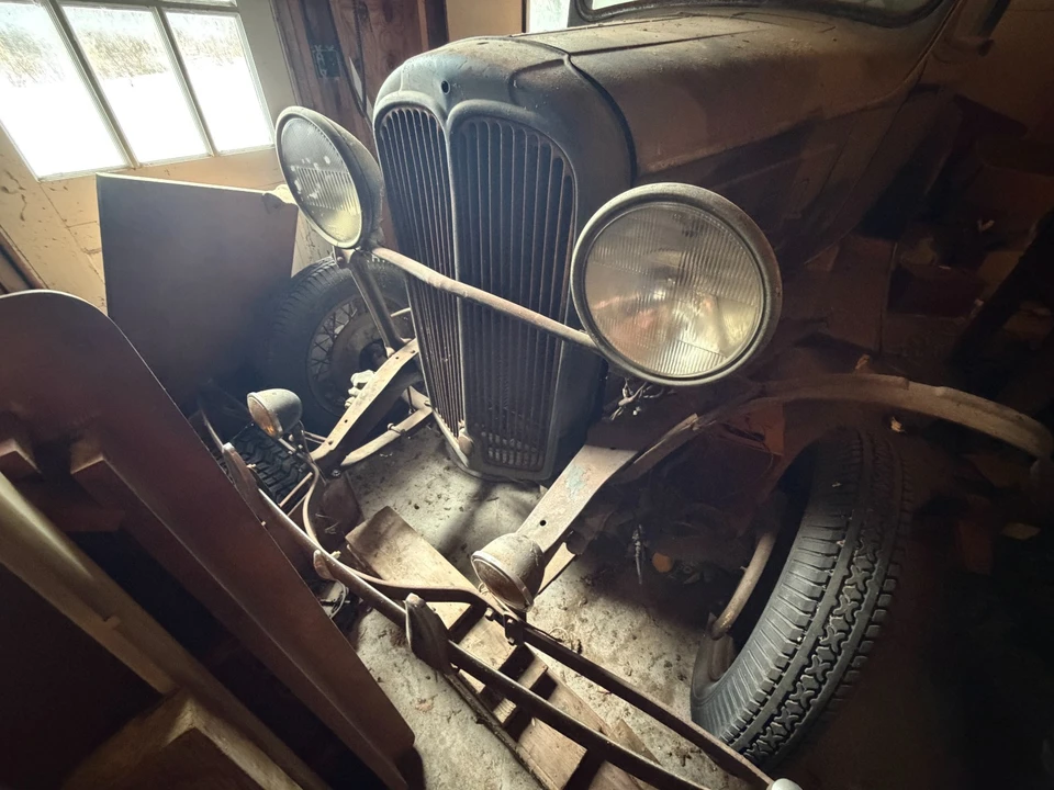 1932 Willys - Image 2 of 21