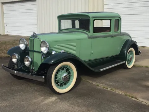 1932 Willys Knight