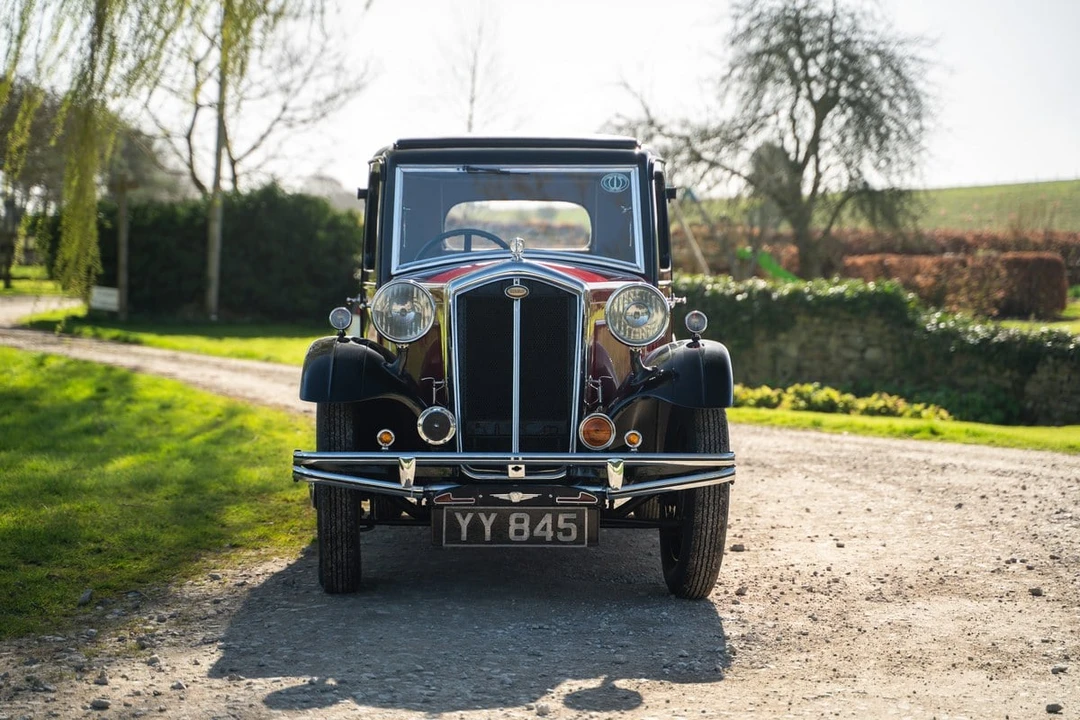 1932 Wolseley - Image 2 of 30