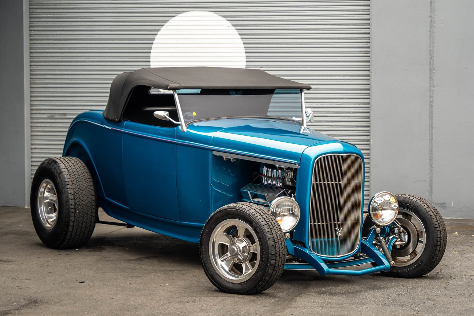 Supercharged 350-Powered Ford-Style Roadster Hot Rod