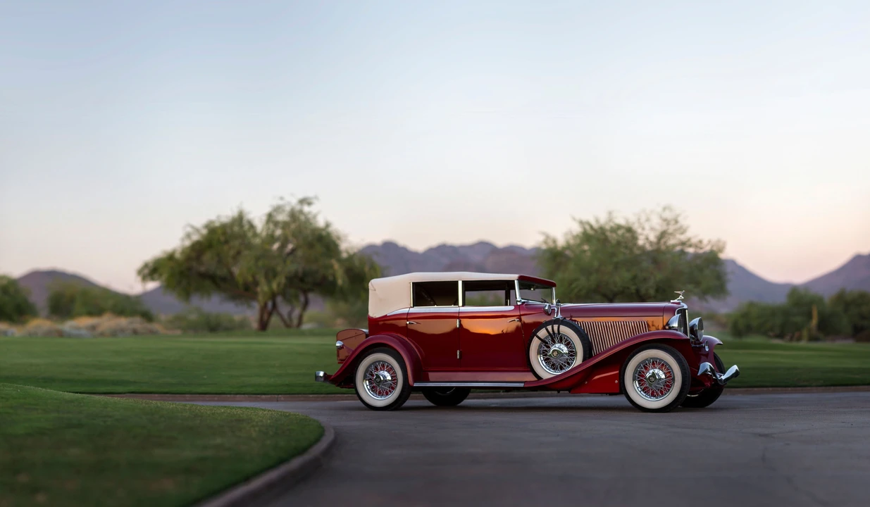 1933 Auburn Twelve - Image 7 of 31