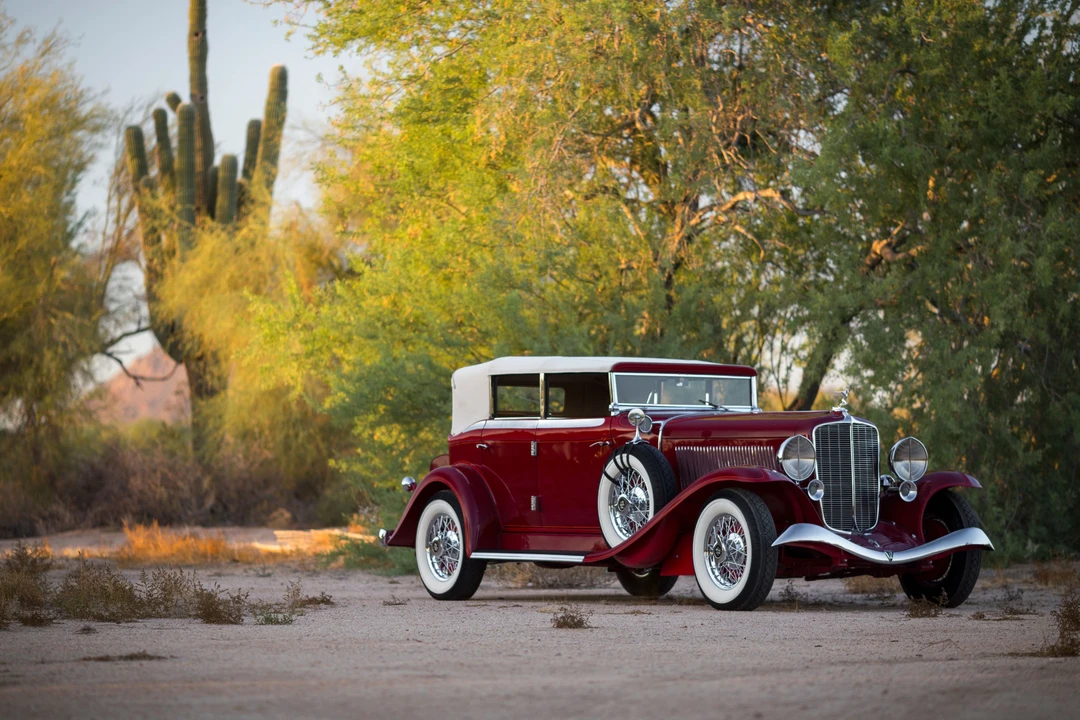 1933 Auburn Twelve - Image 16 of 31