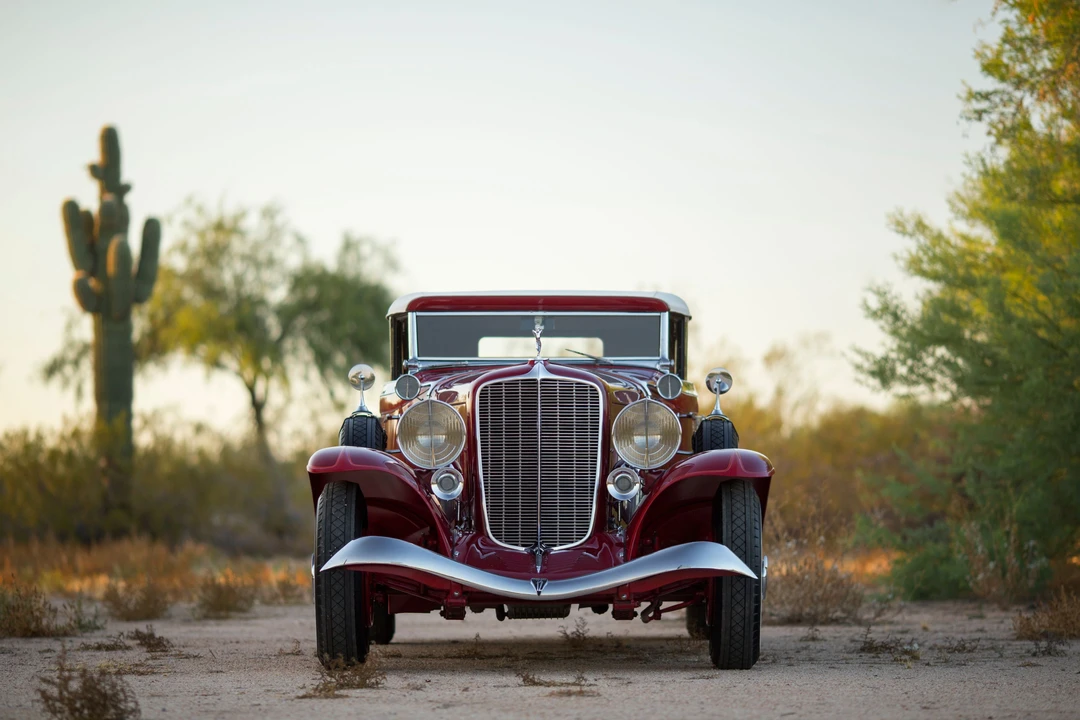 1933 Auburn Twelve - Image 19 of 31