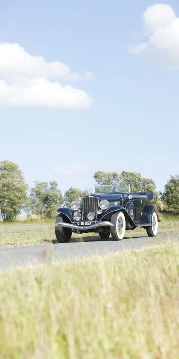 1933 Auburn Twelve - Image 18 of 28