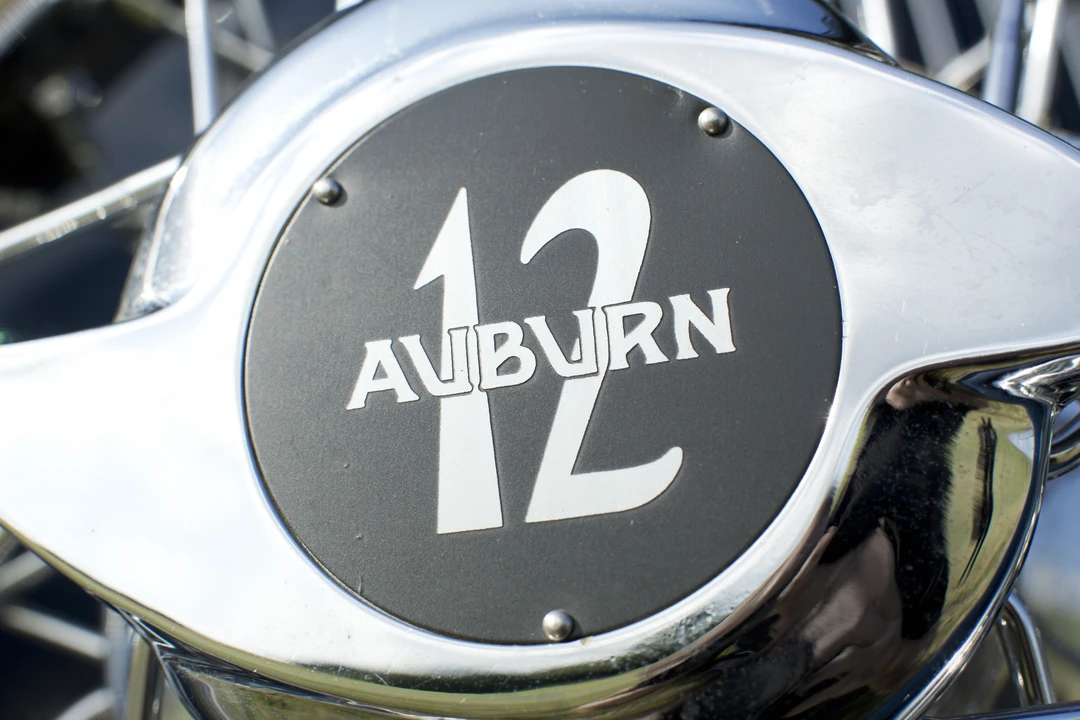 1933 Auburn Twelve - Image 21 of 28