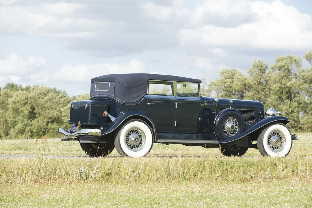 1933 Auburn Twelve - Image 3 of 28