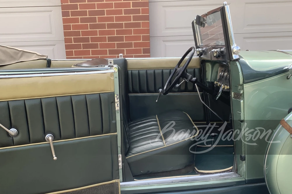 1933 Auburn Eight - Image 3 of 31