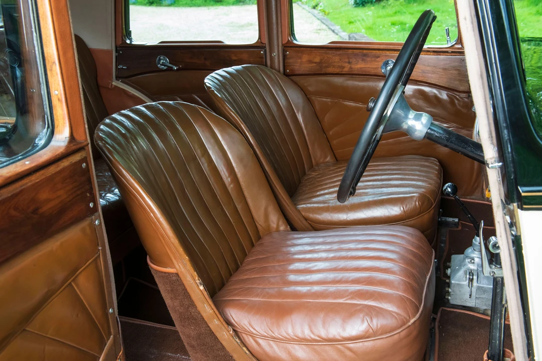 1933 Alvis - Image 3 of 31