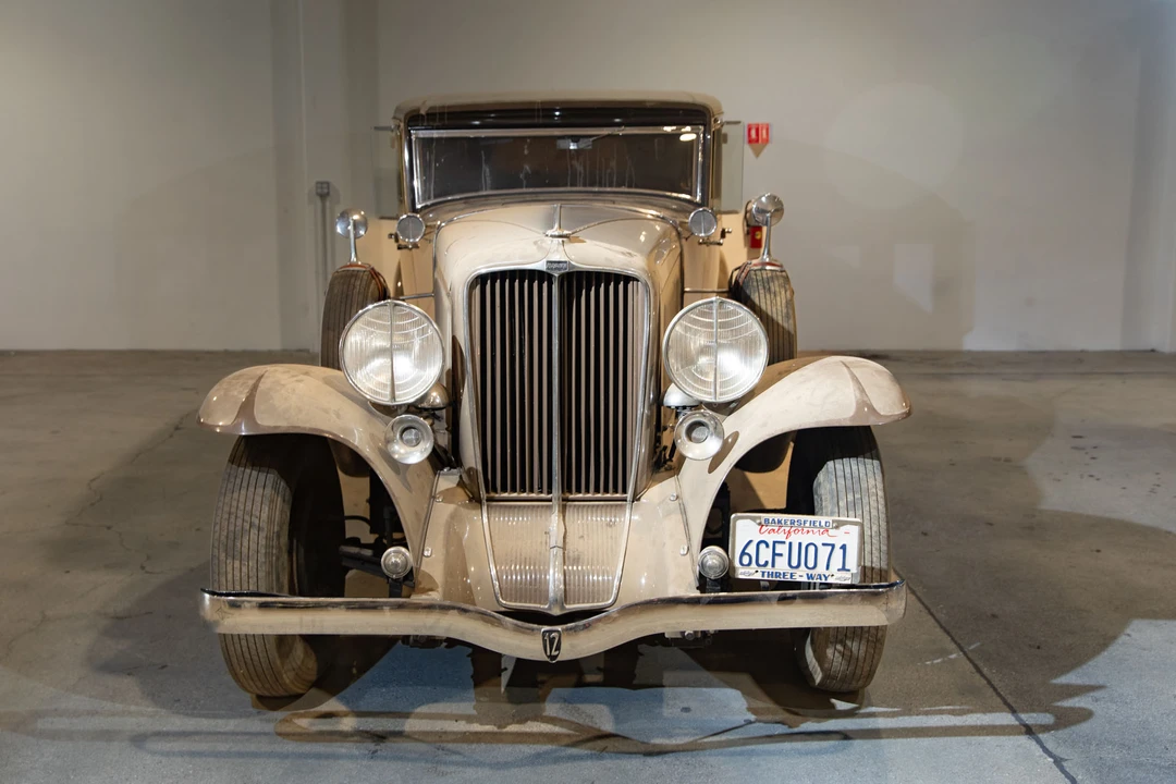 1933 Auburn Twelve - Image 3 of 31