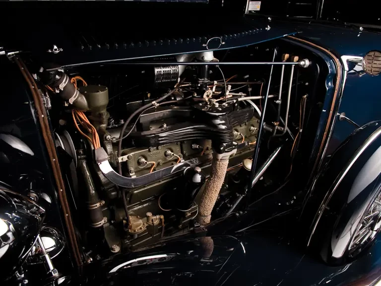1933 Auburn Twelve - Image 11 of 20