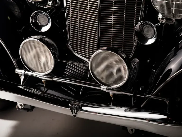 1933 Auburn Twelve - Image 15 of 20