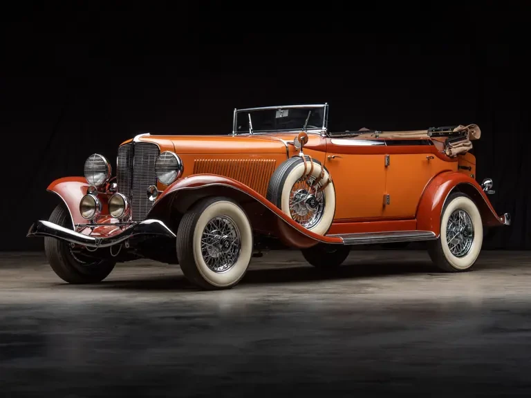 1933 Auburn Twelve - Image 2 of 31