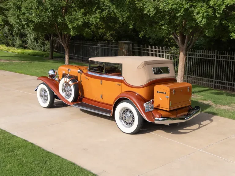 1933 Auburn Twelve - Image 23 of 31