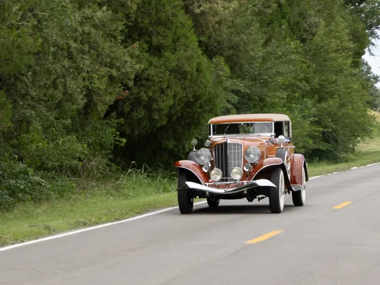1933 Auburn Twelve - Image 24 of 31