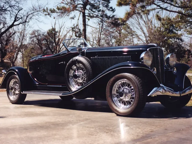 1933 Auburn Twelve - Image 2 of 2