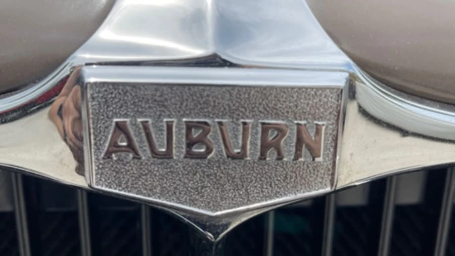 1933 Auburn Eight - Image 7 of 17