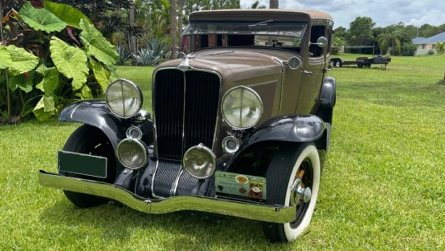 1933 Auburn Eight - Image 16 of 17