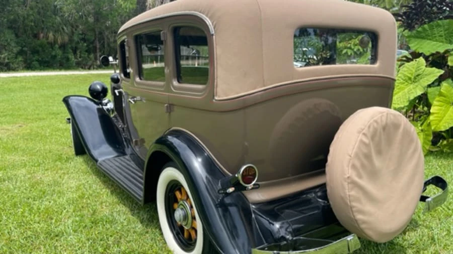 1933 Auburn Eight - Image 15 of 18