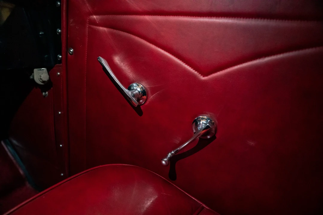 1933 Auburn Eight - Image 31 of 31