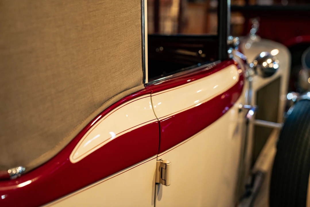 1933 Auburn Eight - Image 6 of 31