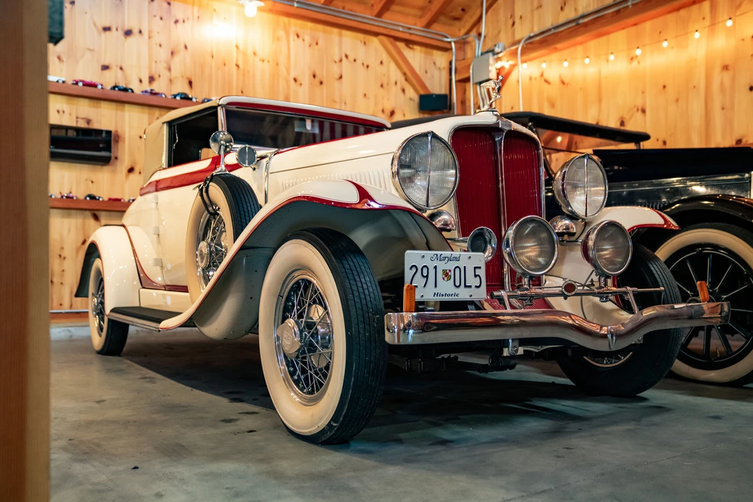 1933 Auburn Eight - Image 11 of 31