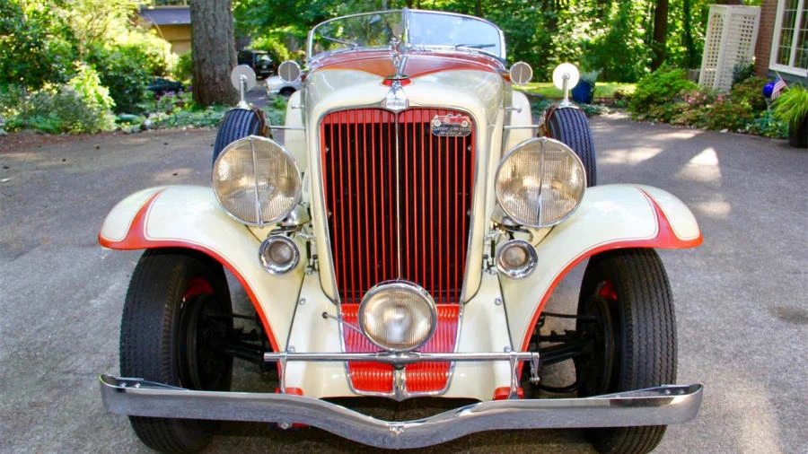 1933 Auburn Speedster - Image 9 of 14