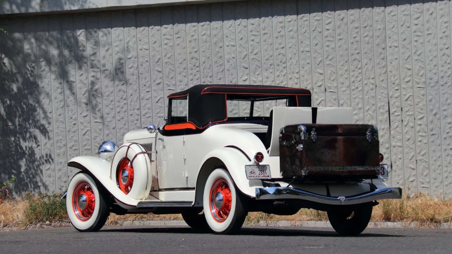 1933 Auburn Eight - Image 12 of 29