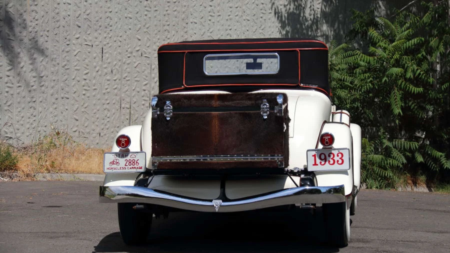 1933 Auburn Eight - Image 24 of 29