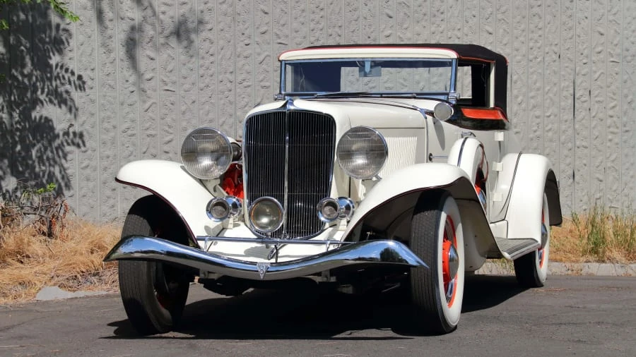 1933 Auburn Eight - Image 28 of 29