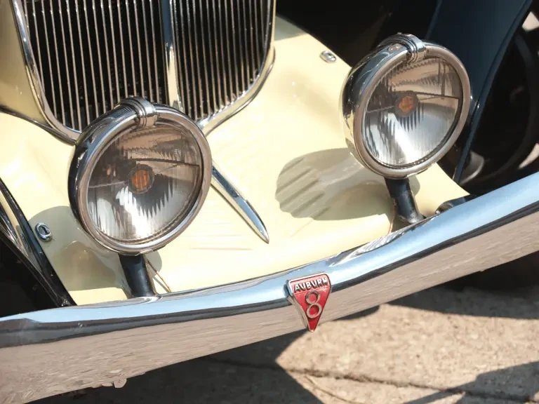 1933 Auburn Eight - Image 8 of 11