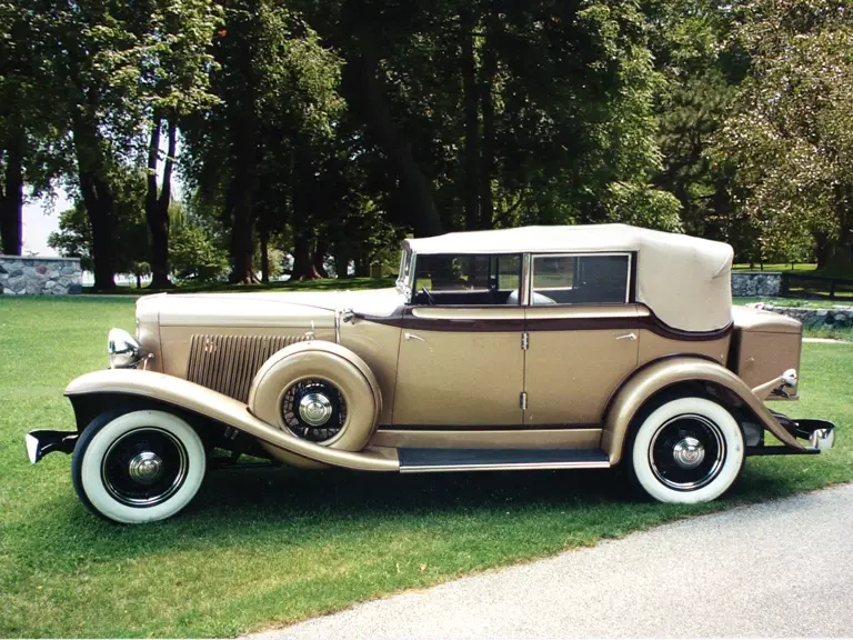 1933 Auburn Eight - Image 2 of 2