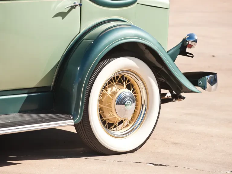 1933 Auburn Eight - Image 15 of 15