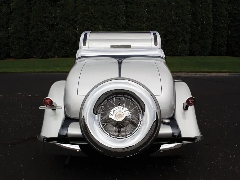 1933 Auburn Eight - Image 15 of 20