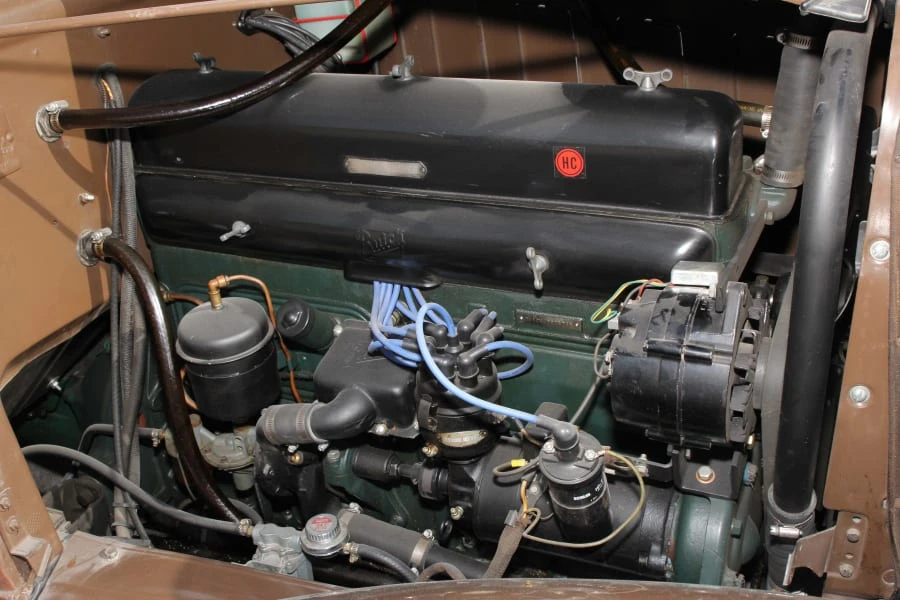 1933 Buick Super - Image 8 of 12