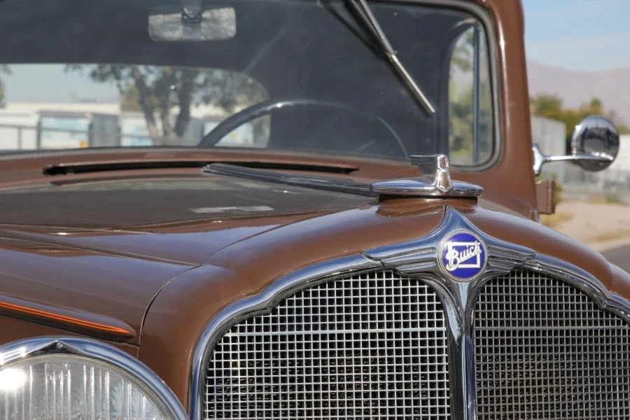 1933 Buick Super - Image 9 of 12