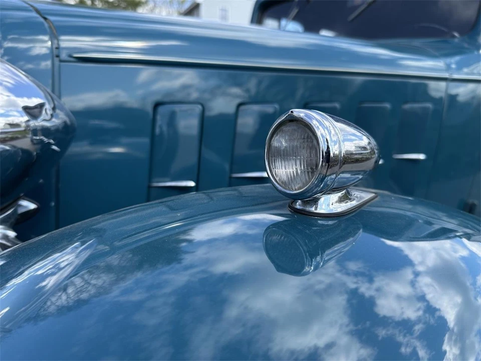 1933 Buick Super - Image 10 of 31