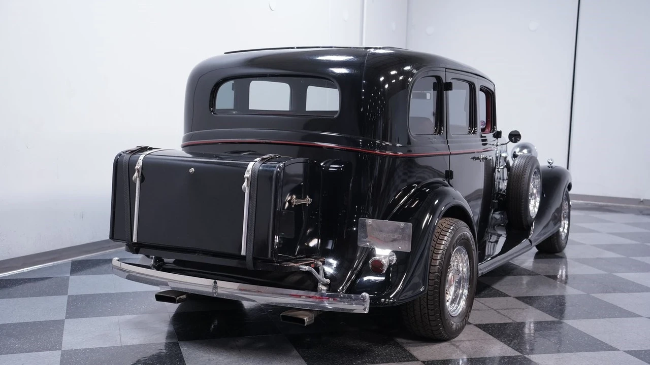 1933 Buick Super - Image 12 of 12