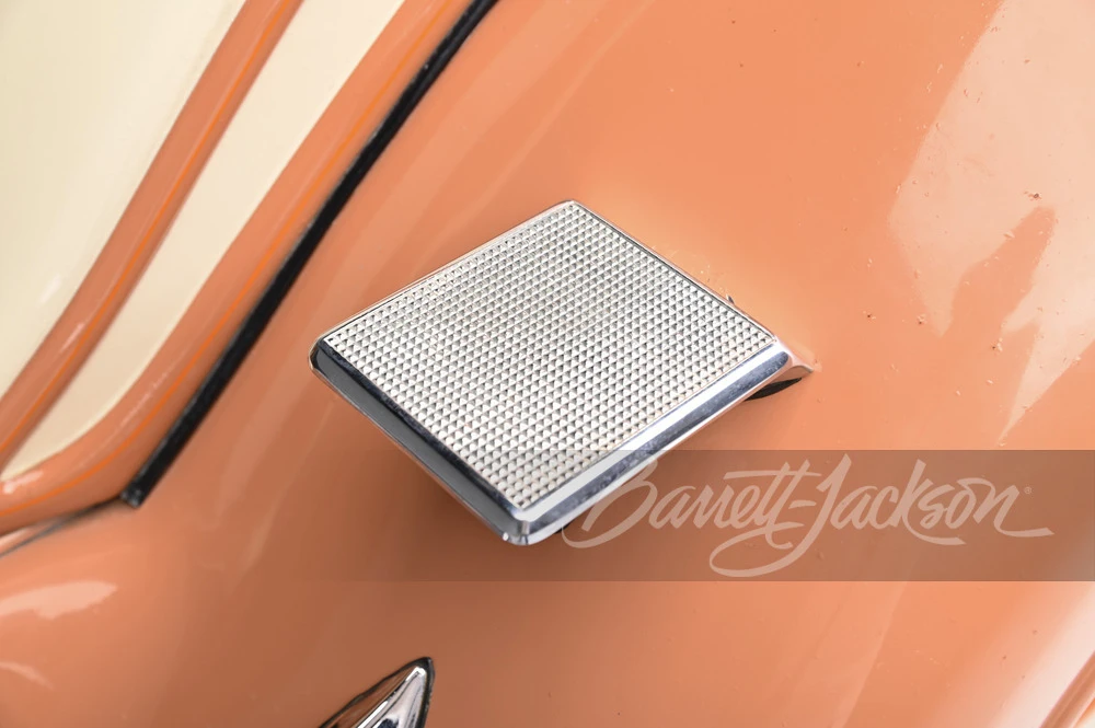 1933 Cadillac V-12 - Image 13 of 31