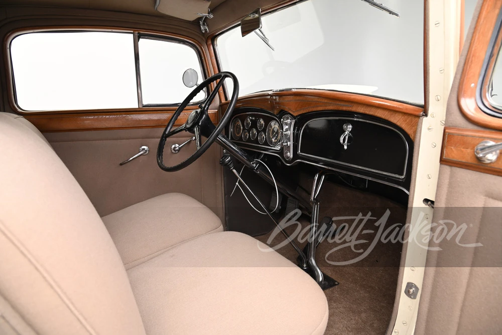 1933 Cadillac V-12 - Image 20 of 31
