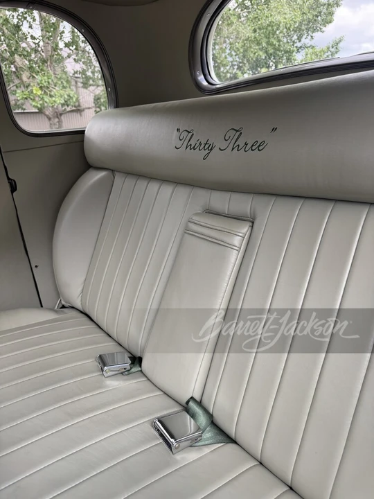1933 Chevrolet Standard & Master & Master Deluxe & Special Deluxe - Image 15 of 28