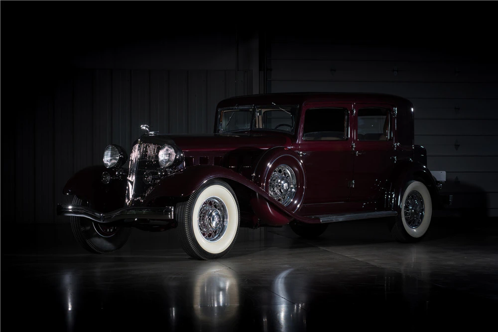 1933 Chrysler Imperial Pre-War - Image 2 of 5