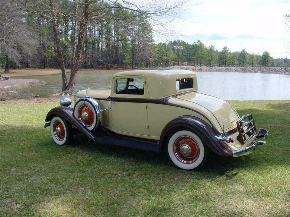 1933 Chrysler - Image 3 of 4