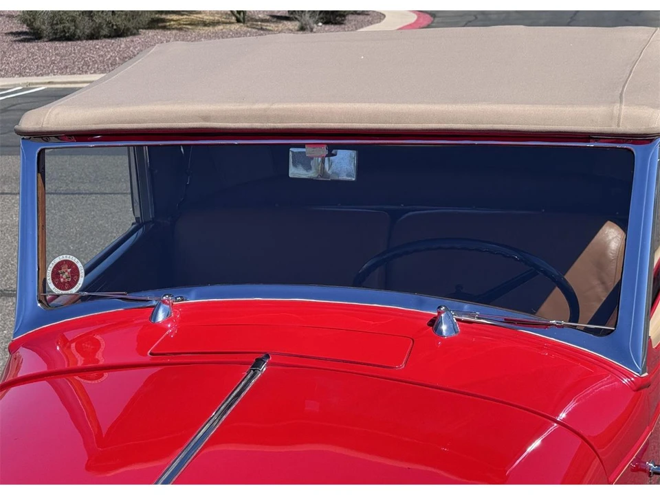 1933 Cadillac - Image 21 of 31