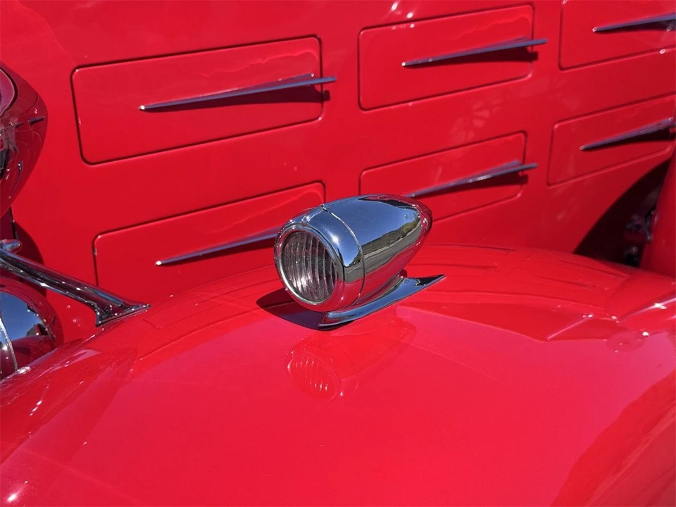 1933 Cadillac - Image 18 of 31